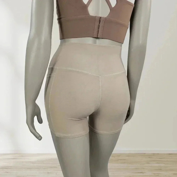 Pedigree eMPWR Women High-Waist Workout Shorts | Dual Pockets | No Front Seam - Picture 5 of 6